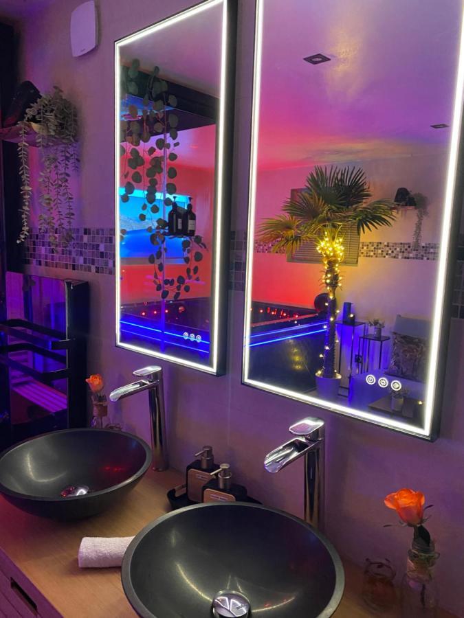Bioty Chill & Spa 르블랑메스니 외부 사진