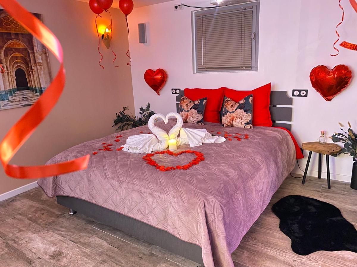 Bioty Chill & Spa 르블랑메스니 외부 사진